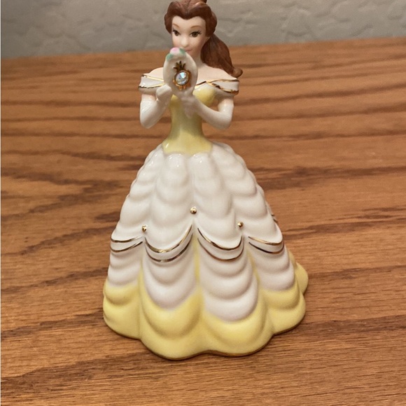 Lenox Disney Beautiful Belle - Picture 1 of 2